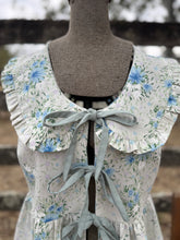 Load image into Gallery viewer, Florence Blouse 👒 ready made size medium