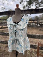 Load image into Gallery viewer, Florence Blouse 👒 ready made size medium
