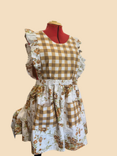 Load image into Gallery viewer, Homemakers Apron 🧺 custom made brown vintage floral &amp; check only 1 available
