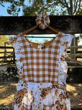 Load image into Gallery viewer, Homemakers Apron 🧺 custom made brown vintage floral &amp; check only 1 available
